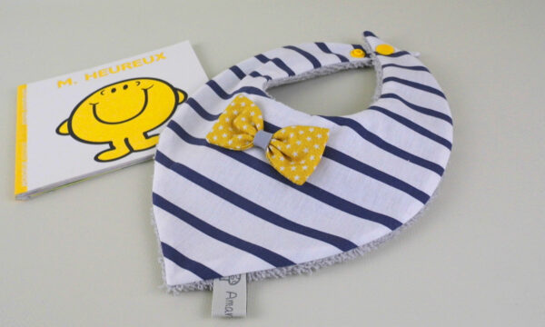 Bavoir bandana marin bleu et jaune moutarde, bavoir personnalisable bébé garçon, idée cadeau naissance bapteme