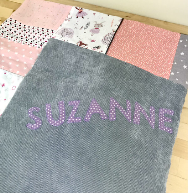 Couverture personnalisée Suzanne